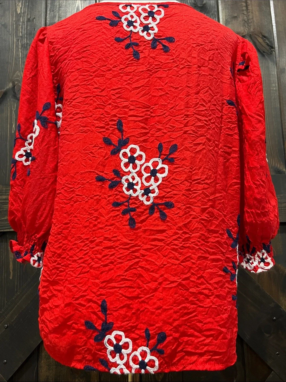 Anthropologie Kindred Red Floral Embroidered Crinkle Top L Gauze Puff Boho Chic